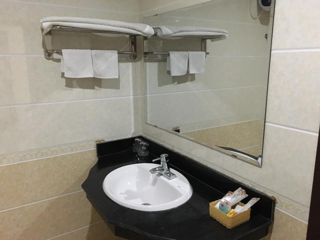 Avatar Hotel Вин Екстериор снимка